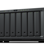 Synology DiskStation DS1821+ servidor de almacenamiento NAS Torre Ryzen Embedded V1500B 4 GB DDR4 0 TB DiskStation Manager Negro